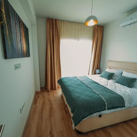 Chic Apartment With Terrace - North Cyprus
