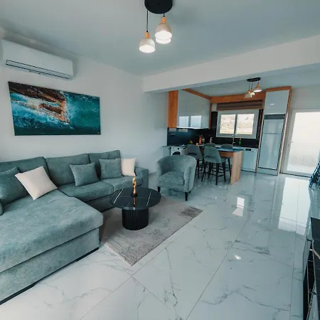 公寓 Chic Apartment With Terrace - North Cyprus *