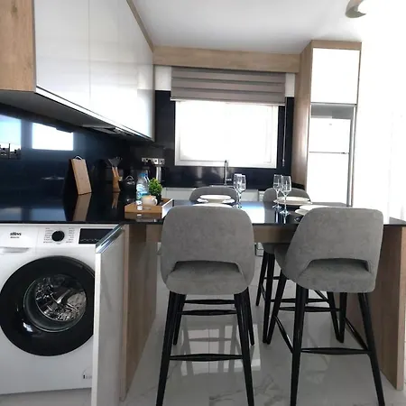 公寓 Chic Apartment With Terrace - North Cyprus *