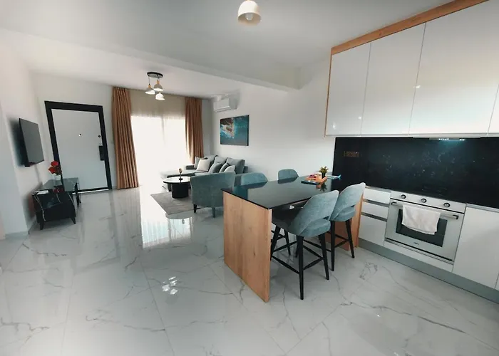 Chic Sunset With Terrace プロタラス